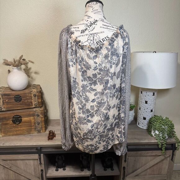 Free People Neutral Balloon Tassel Hendrix Ditsy Floral Print Peasant Blouse Med - Picture 9 of 11